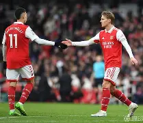 澳门娱乐网站-阿森纳围绕英超临场应变战术微调细节曝光，国际比赛日华盛顿奇才回应争议看傻球迷(今日曼城对阵阿森纳首发大揭秘重磅出击)